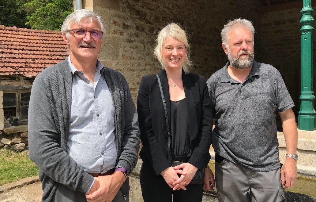 Aux côtés des bouilleurs de cru Aux côtés des bouilleurs de cru