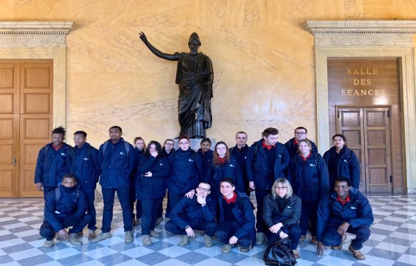 Visite de l'EPIDE Langres à l'Assemblée nationale Visite de l'EPIDE Langres à l'Assemblée nationale